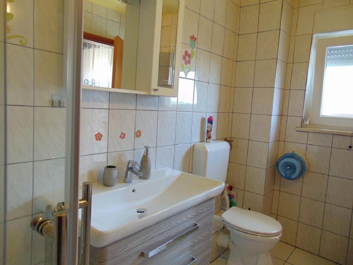 Apartmani Bonic Vodice Bagian luar foto
